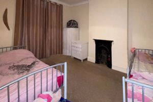 Photo 6- click for photo gallery